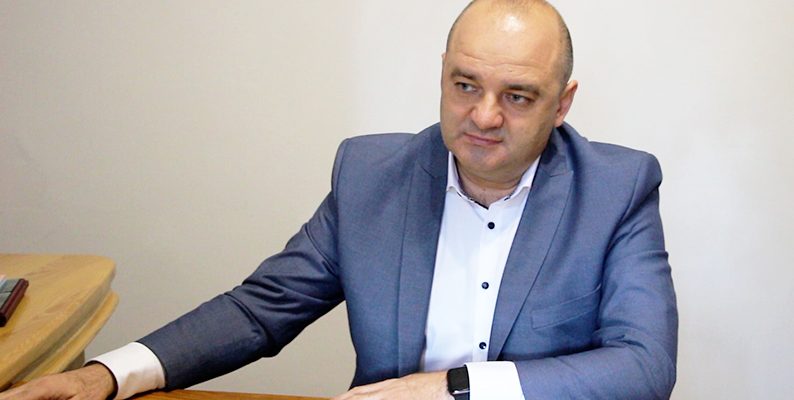 savtcuk - Головний санітарний лікар Прикарпаття розповів, чи принесла "червона зона" очікувані владою результати. Відео - rai.ua