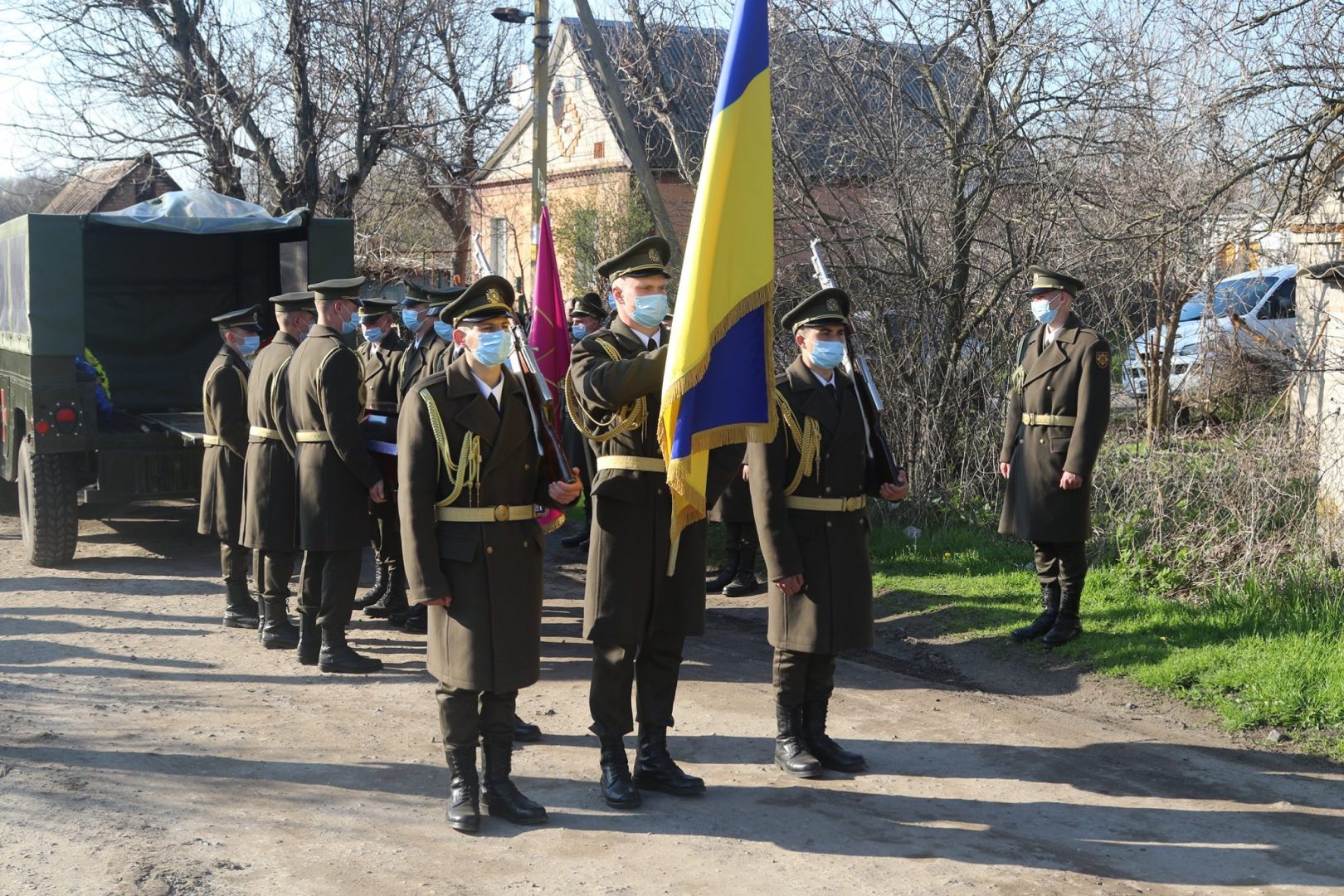 179835865 1860252500822206 9146837068259054298 n - На Дніпропетровщині поховали загиблого в ООС бійця з Городенківщини - rai.ua