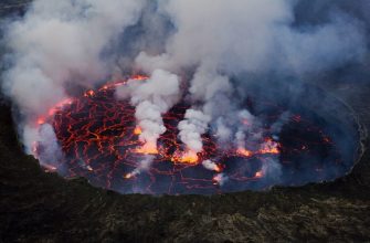 1 - ООН евакуює своїх працівників із конголезького міста Гома, де відбулося виверження вулкана. Відео - rai.ua