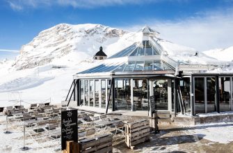 mf 0124 bzb zugspitze gastro 0050 - На найвищій вершині Німеччини знову відкрився ресторан. Відео - rai.ua