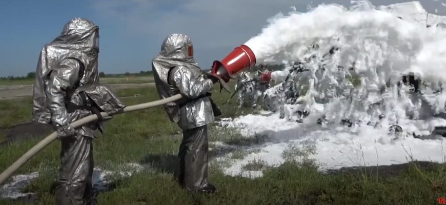 screenshot 1 7 - Рятувальники провели тактико-спеціальні навчання на міжнародному аеропорті Івано-Франківська. Відео - rai.ua