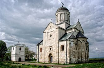 1929528 800x600 krilos - Івано-Франківщина на своїх теренах зберегла близько 4 тисяч культурних пам'яток. Відео - rai.ua