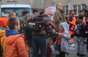 screenshot 10 - Франківським школярам розповіли про найважливіші та найнебезпечніші професії. Відео - rai.ua