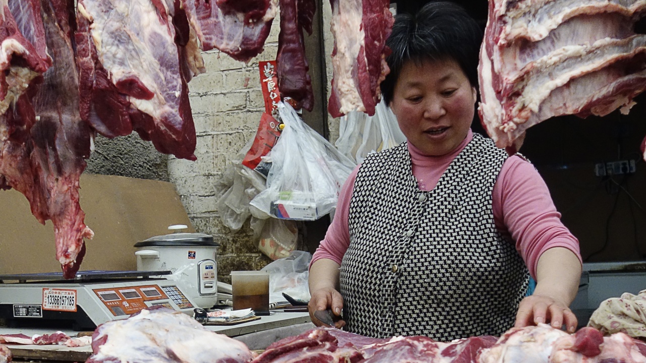 22 02 10 china lithuania beef - Через скандал яловичину з Литви перестали завозити до Китаю. Відео - rai.ua
