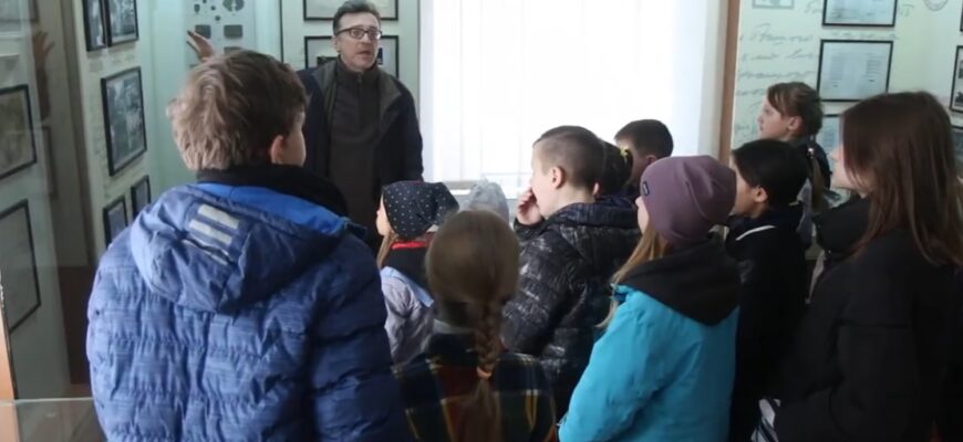 bezыmiannыi - На Рогатинщині проводять екскурсії для діток. Відео - rai.ua