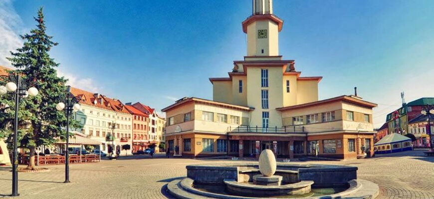 rgsrh 1 - Івано-Франківськ оживає. Вся критична інфраструктура працює. Відео - rai.ua