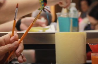 screenshot 7 3 - Для жителів та гостей Івано-Франківська щодня проводять заняття з малювання. Відео - rai.ua