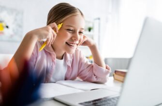 yak organizovano dystantsijne navchannya v kyyivskij shkoli. 16 punktiv e1618319765276 - В Івано-Франківську з 14 березня відновлять дистанційне навчання. Відео - rai.ua