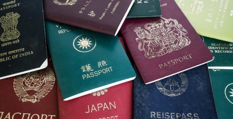 dokumenti - Міграційна служба спільно з СБУ області примусово повернули з України 5-тьох іноземних громадян. Відео - rai.ua