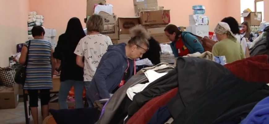 screenshot 20 - У місті Яремче об’єдналися волонтери, щоб допомогти всім тим, хто постраждав від війни. Відео - rai.ua