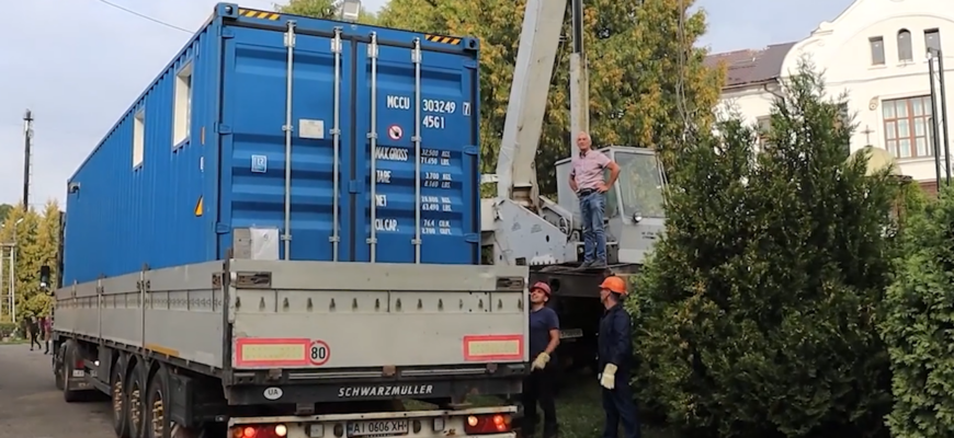 3 - У Долинській лікарні встановили нову і сучасну кисневу станцію. Відео - rai.ua