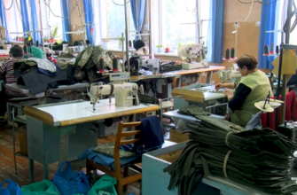 rysunok1 57 - На Прикарпатті люди із вадами слуху шиють одяг та амуніцію для українських захисників. Відео - rai.ua