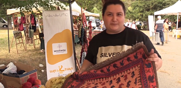 rysunok6 - Костюми, кераміка й килими: у Вірменії проходить фестиваль ремесел. Відео - rai.ua