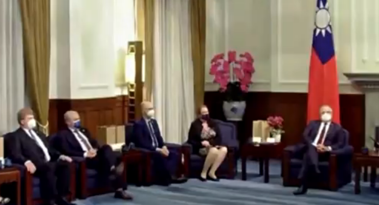 screenshot 15 - Шість депутатів німецького парламенту перебувають з офіційним візитом на Тайвані. Відео - rai.ua