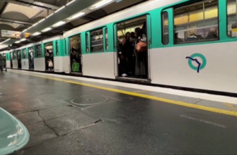 rysunok1 37 - У Парижі через страйк паралізована робота метро. Відео - rai.ua