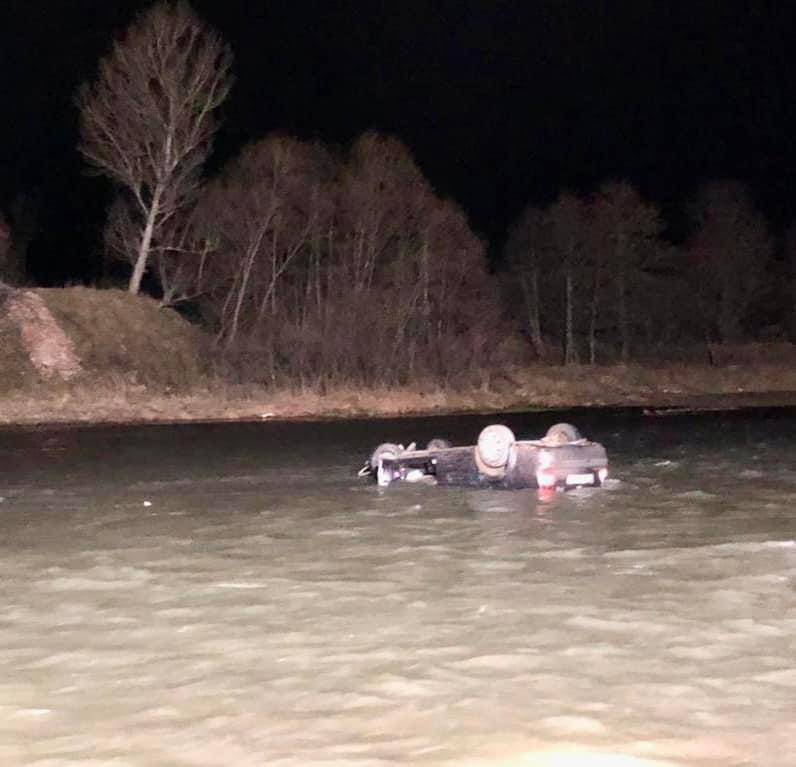 photo 2023 01 25 14 05 21 - Не впорався з керуванням та з’їхав у ріку: 23 -річний водій загинув - rai.ua