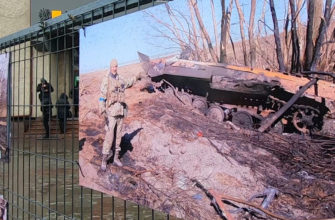 screenshot 2 8 - В середмісті Івано-Франківська триває виставка фотографій зруйнованих у війні міст України. Відео - rai.ua