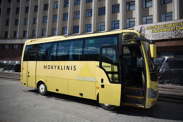 337861505 905413070759233 892279196191804071 n - Партнери з Литви привезли для дитячих обласних закладів два автобуси. Відео - rai.ua