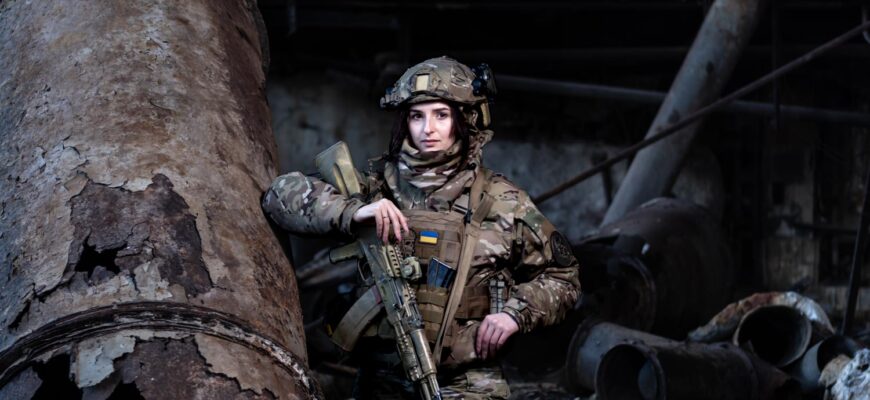 photo 11 - Нацгвардійки Прикарпаття знялись для проєкту французського фотографа. Фото - rai.ua