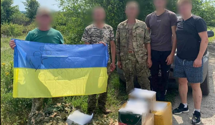 screenshot 5 8 - В Логістичному центрі триває збір посилок для військових - rai.ua