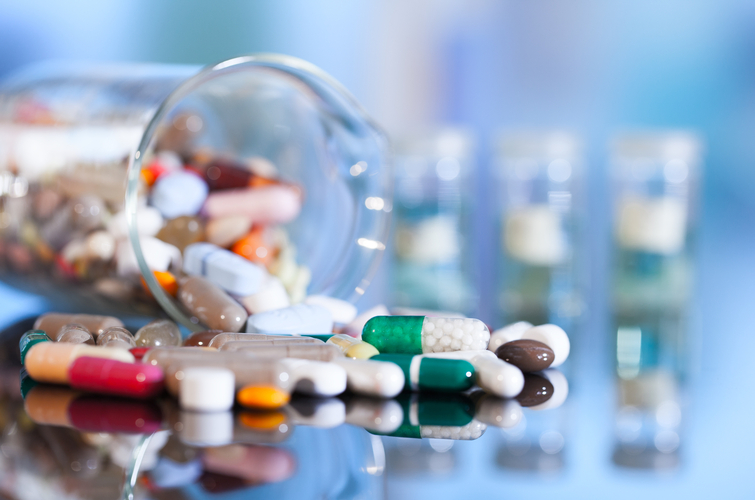 Прикарпатські медики розповіли, чим загрожує вживання антибіотиків без призначення фахівця