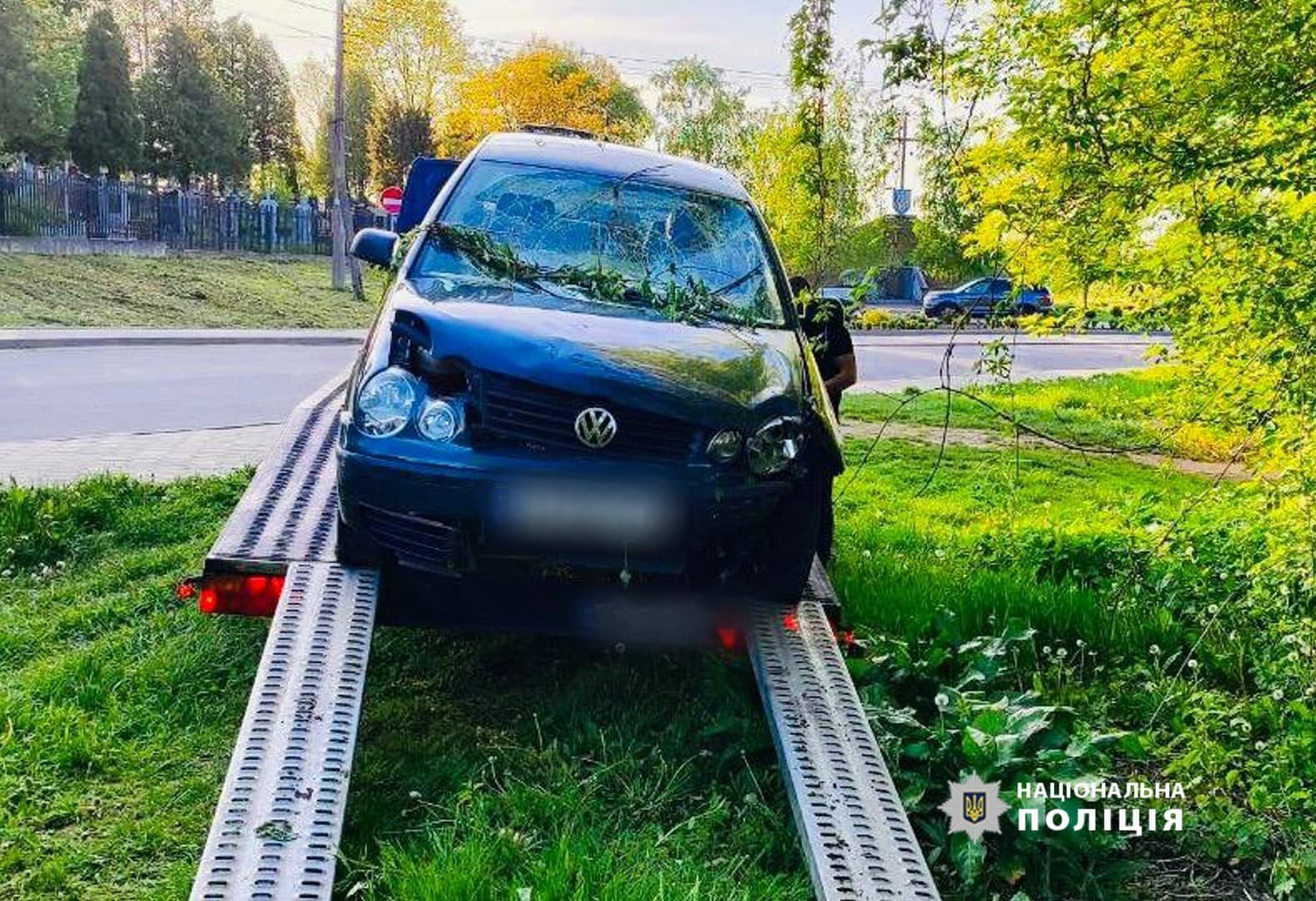 dtp4 1 - У ДТП на Прикарпатті загинув керманич легковика, двоє травмовано. Фото - rai.ua