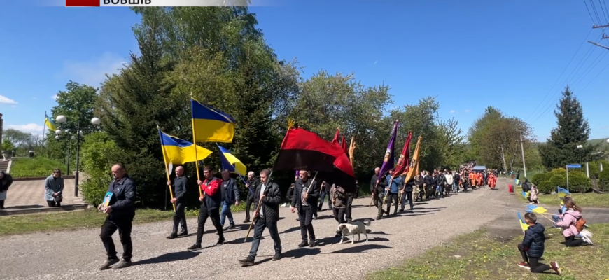 screenshot 3 5 - У Бурштинській громаді прощалися із загиблим захисником Олегом Атаманюком. Відео - rai.ua