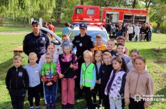 Поліцейські проводять «Уроки безпеки» для ліцеїстів