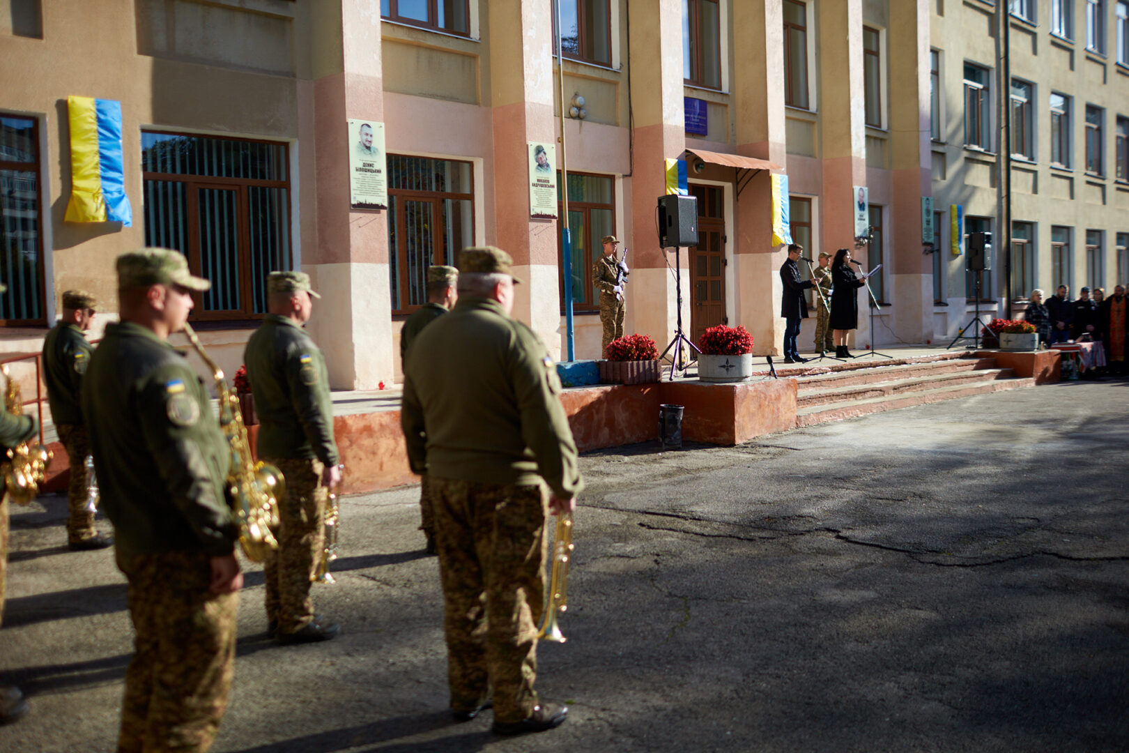 gg2 - В Івано-Франківську відкрили анотаційні дошки полеглим героям - rai.ua