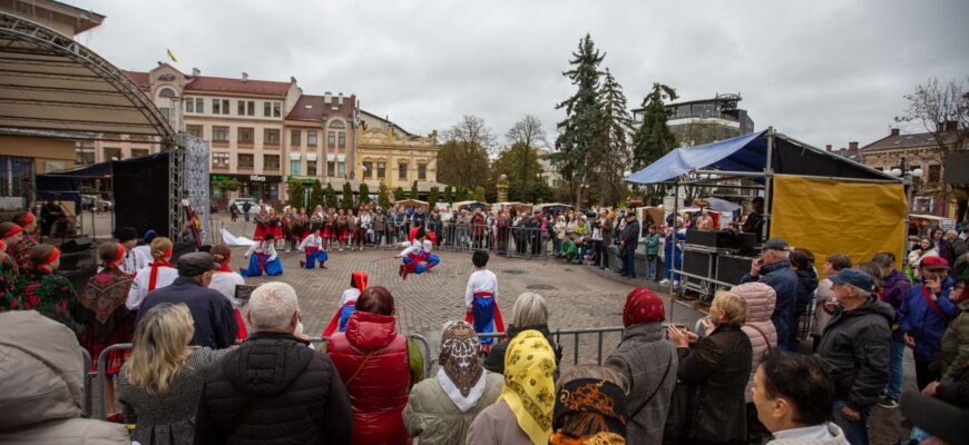 Благодійний ярмарок: 5 років тому до Івано-Франківська долучились 18 сіл