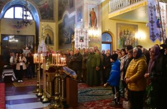 В Івано-Франківську відбулись молебень і благодійні акції. Відео