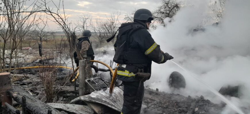 Житомирщина: рятувальники ліквідували пожежу, що виникла внаслідок ворожої атаки