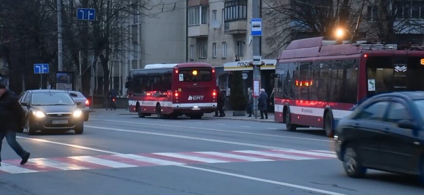 Руслан Марцінків разом з директорами КП вирушили на ранкову перевірку міста. Відео