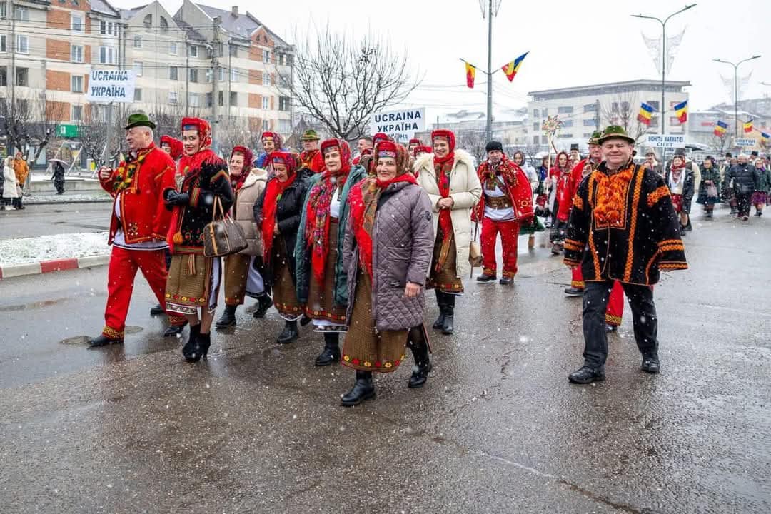 sv3 1 - Прикарпатці представили колядки на фестивалі в Румунії - rai.ua