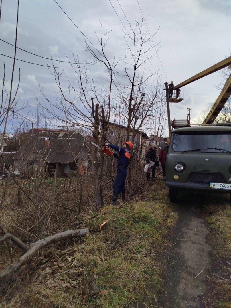 vit - Більшість аварій вдалося ліквідувати – про ситуацію зі світлом на Прикарпатті - rai.ua