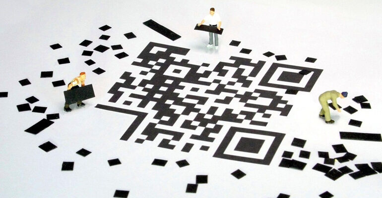 Фішингові QR-коди в громадських місцях: кіберполіція застерігає від шахраїв