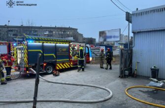 Франківські вогнеборці ліквідували пожежу у приміщенні Нової пошти