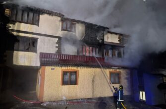 У селищі Ворохта трапилась пожежа  житлового будинку. Відео