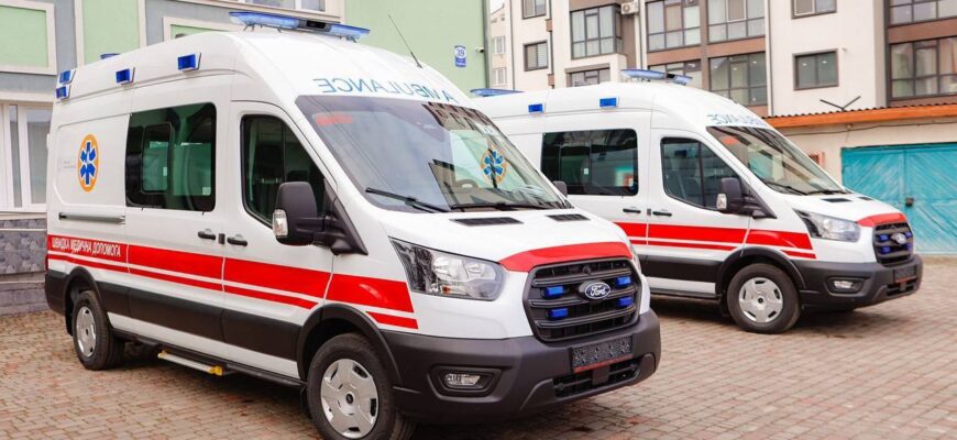Медичні заклади Прикарпаття отримали нові «швидкі»