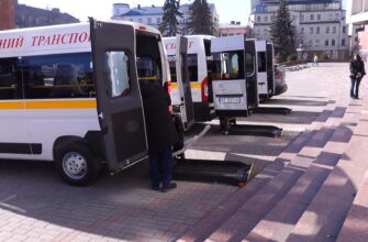 Постраждали від домашнього насильства: для громад Прикарпаття передали чотири автомобілі. Відео