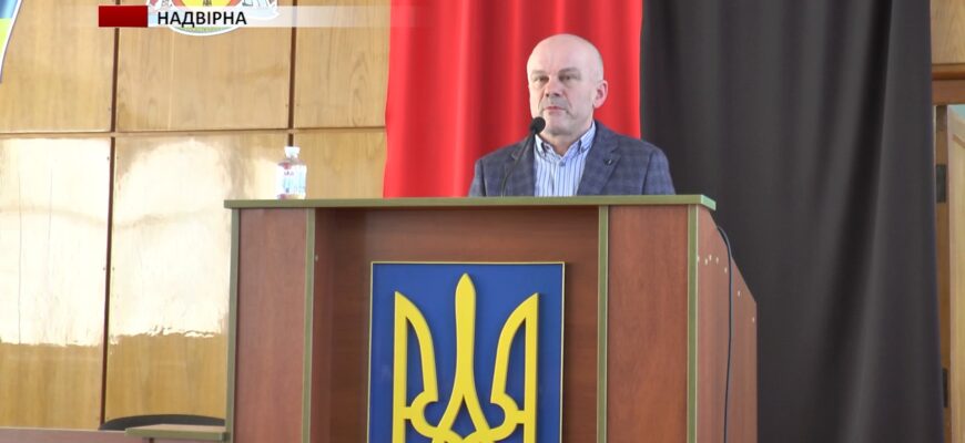 Начальник Надвірнянської РВА прозвітував про роботу за 2024 рік. Відео