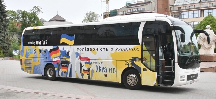 Івано-Франківськ отримав новий автобус від німецького міста-партнера