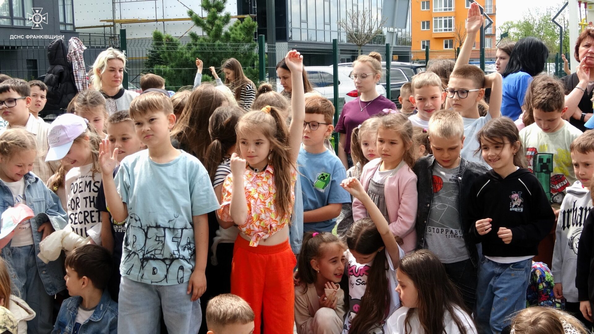 chotr2 - Піротехніки проводять профілактичні заняття у школах Івано-Франківщини - rai.ua