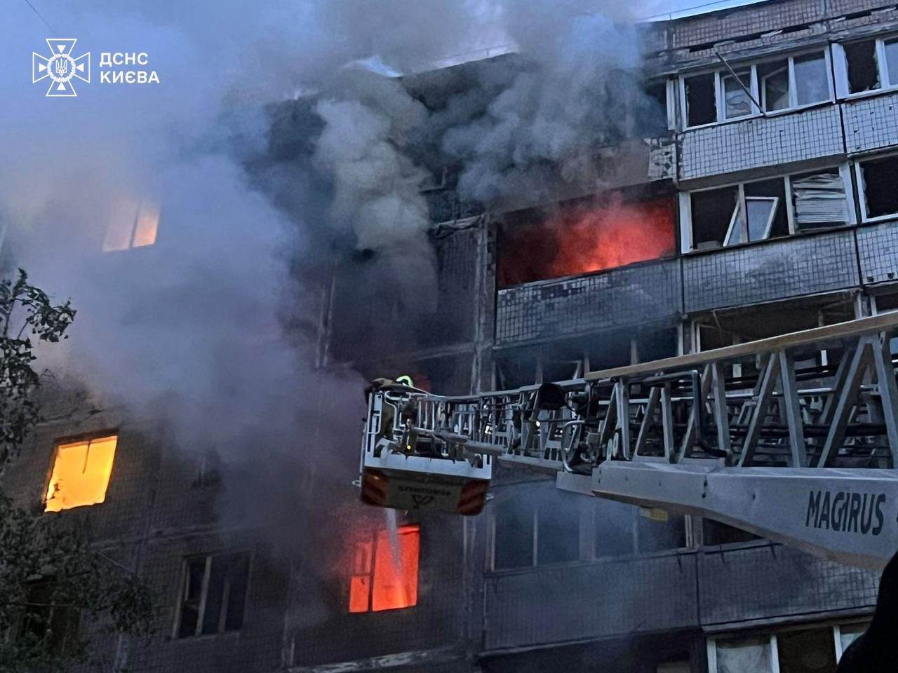 derd - Зеленський: за ніч росіяни випустили 4 балістичні ракети та 142 дрони на Україну - rai.ua