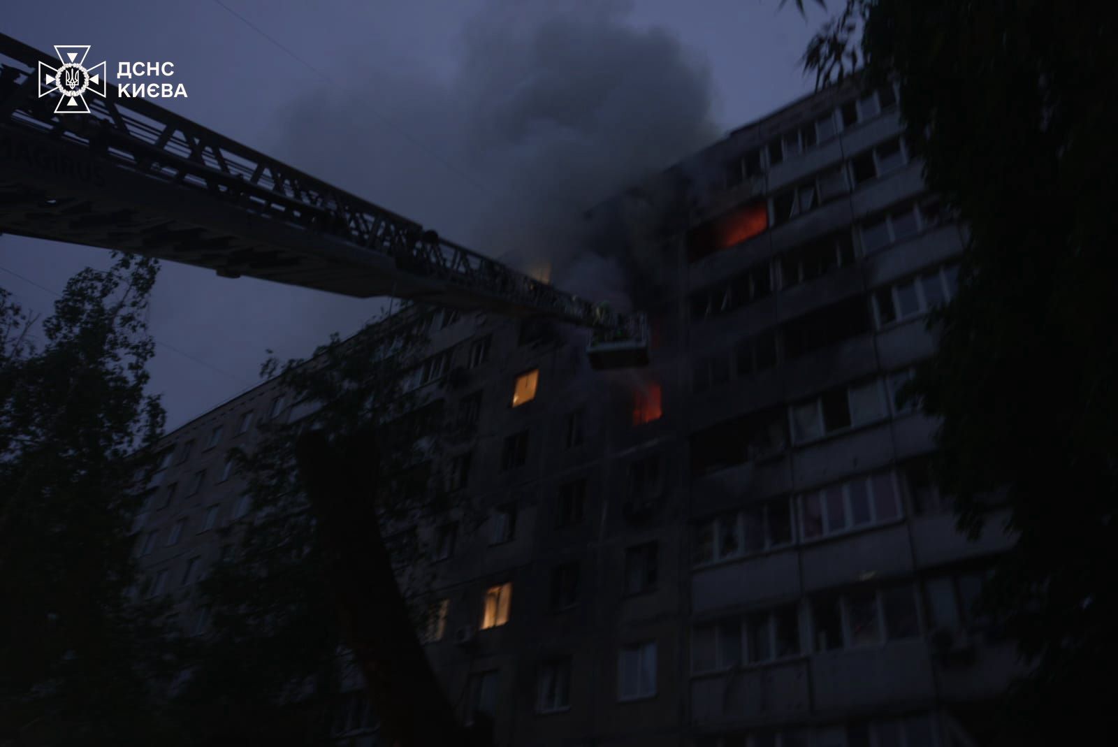 derd3 - Зеленський: за ніч росіяни випустили 4 балістичні ракети та 142 дрони на Україну - rai.ua