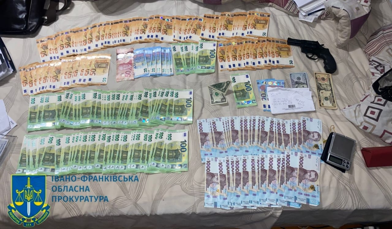 dvoa - На Прикарпатті судитимуть 4 учасників ОЗГ, які організували збут наркотиків - rai.ua
