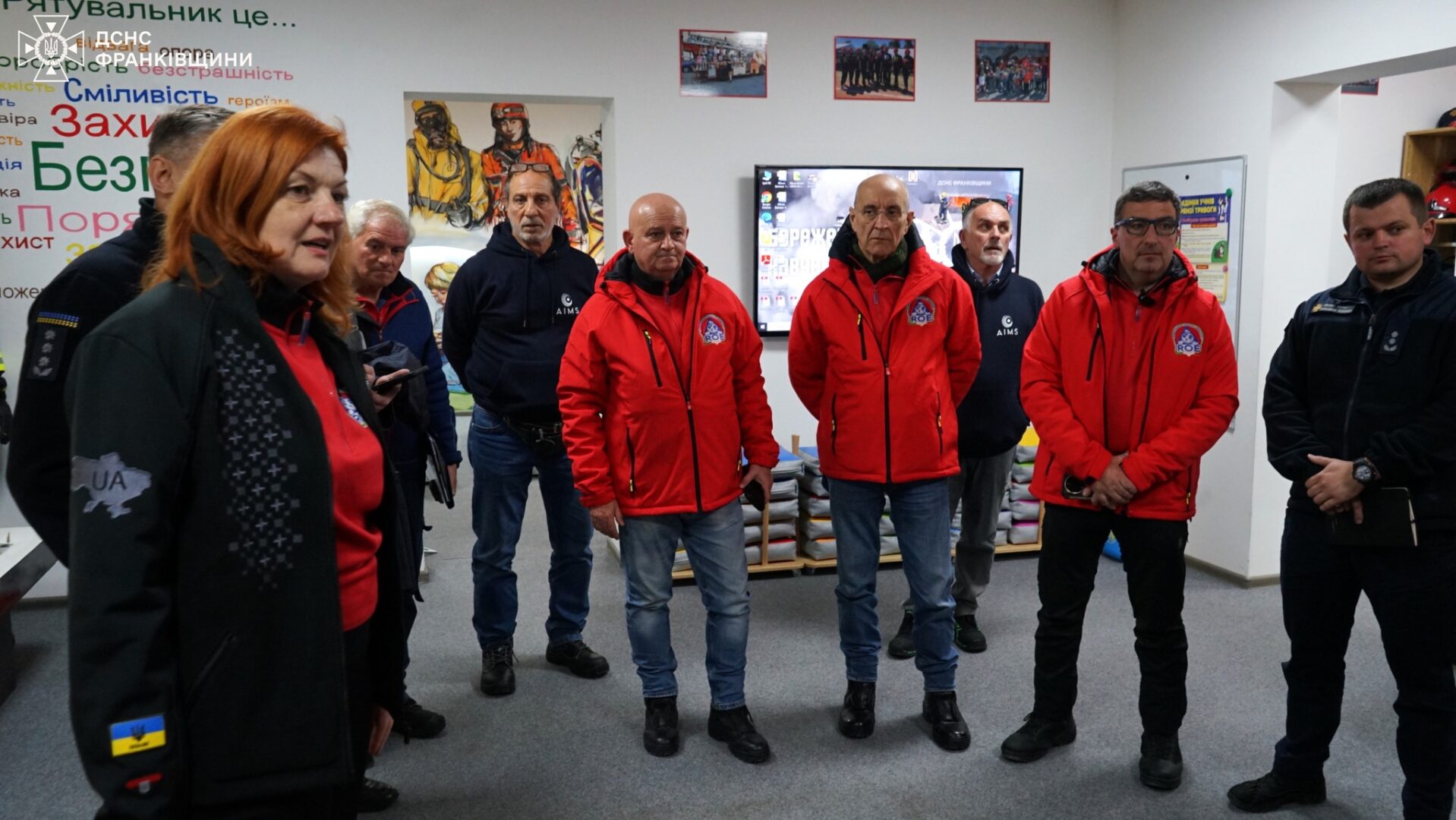 dyy6 - Італійська делегація відвідала рятувальників Івано-Франківщини - rai.ua