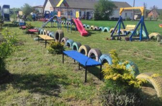 У Калуші триває плановий ремонт дитячих майданчиків