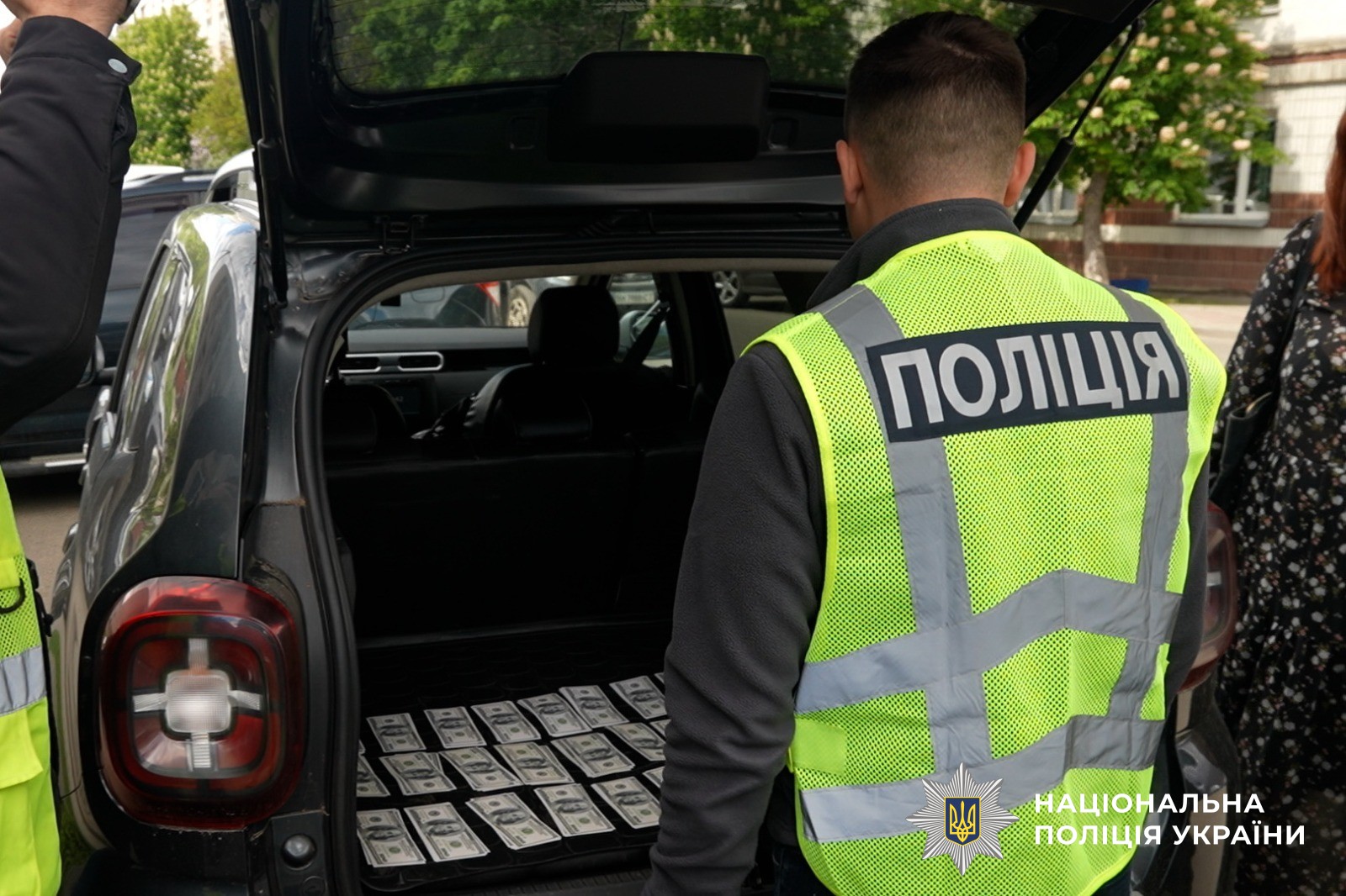 matir2 - У Сумах поліція затримала матір, яка намагалась продати власну дитину - rai.ua