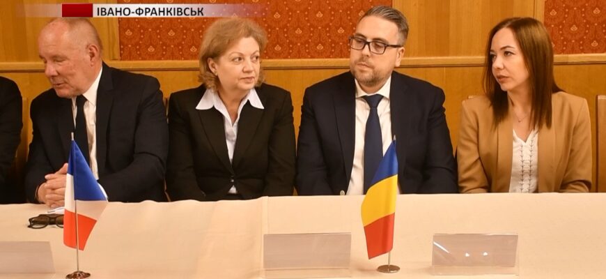 До Івано-Франківська приїхали делегації з міст-побратимів. Відео